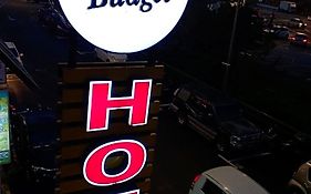 Evonne Budget Hotel